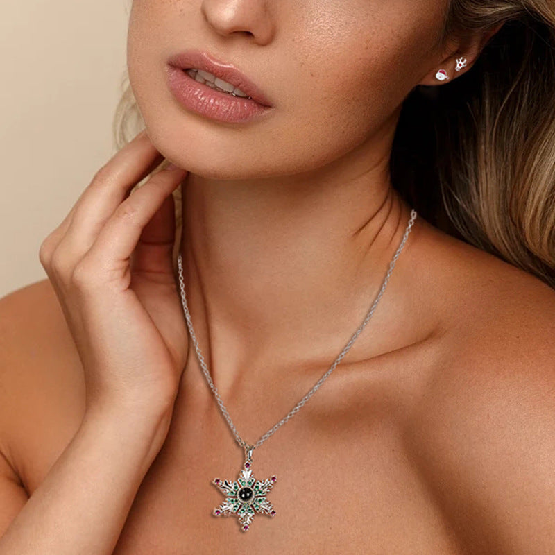 Zircon snowflake projection necklace for Christmas