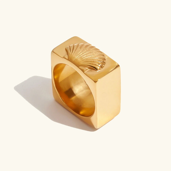 Shell-Engraved Geometric Statement Ring