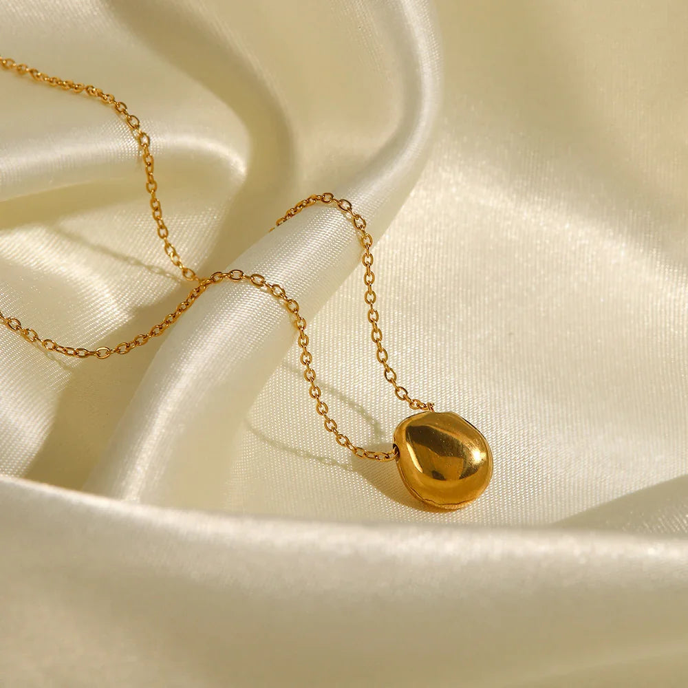 Gold-Plated Necklace with Freshwater Pearl Pendant
