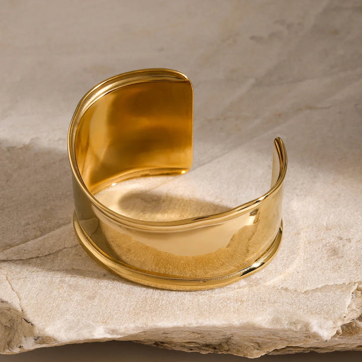 Gold-Plated Intertwined Bangle