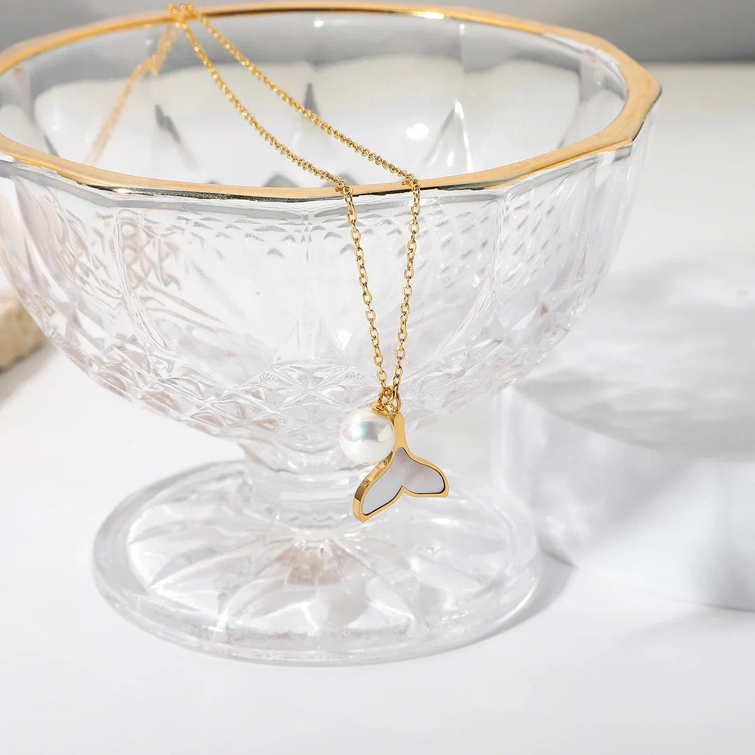 Gold-Plated Faux Pearl Pendant Necklace for Women