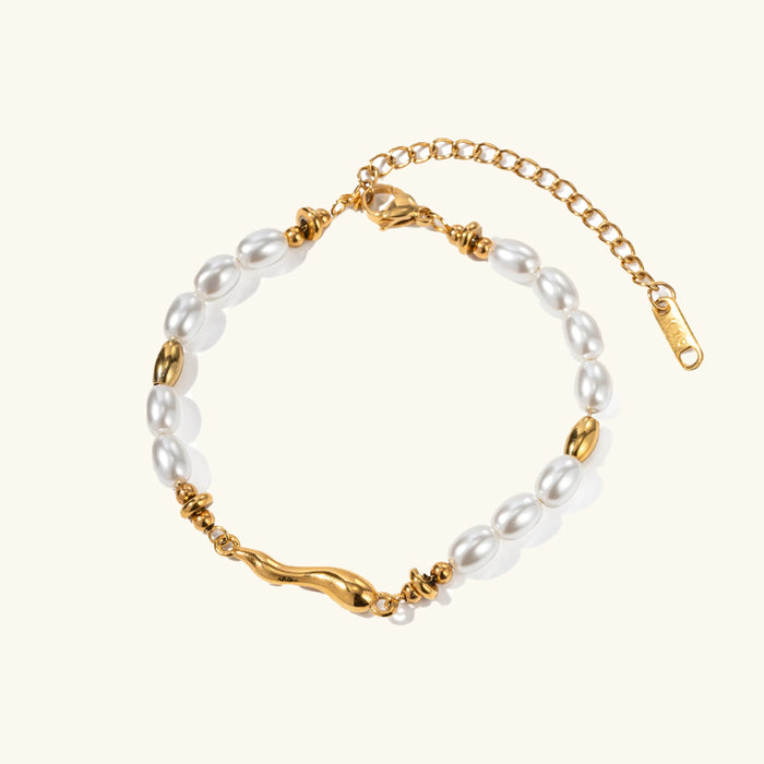 Pearl Bracelet with Adjustable Chain and Lobster Clasp