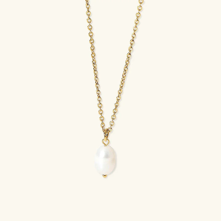 Dainty Gold-Plated Faux Pearl Pendant Necklace for Women